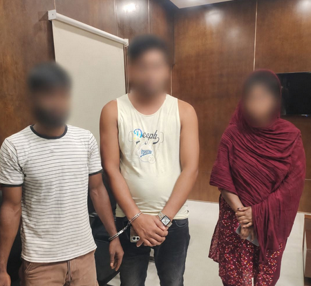 বরুড়ার রেনেসা হাসপাতাল ভবনে অসামাজিক কার্যকলাপের অভিযোগে ৩ জন আটক